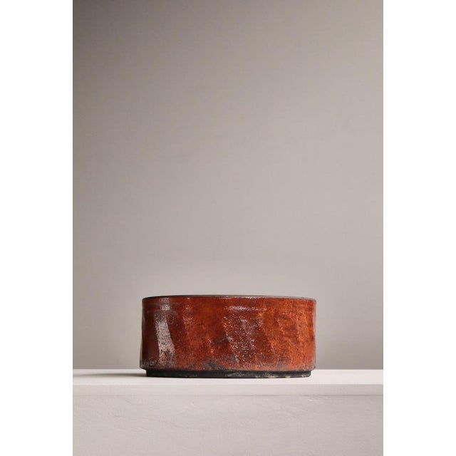 Large Scandinavian Modern Raku-Fired Stoneware Bowl by Inger Rokkjær, 2003 For Sale - Image 3 of 17