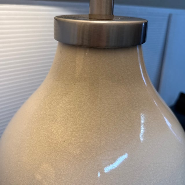Mid 20th Century Gourd Shaped Crackle Finish Table Lamp, Cream For Sale - Image 9 of 11
