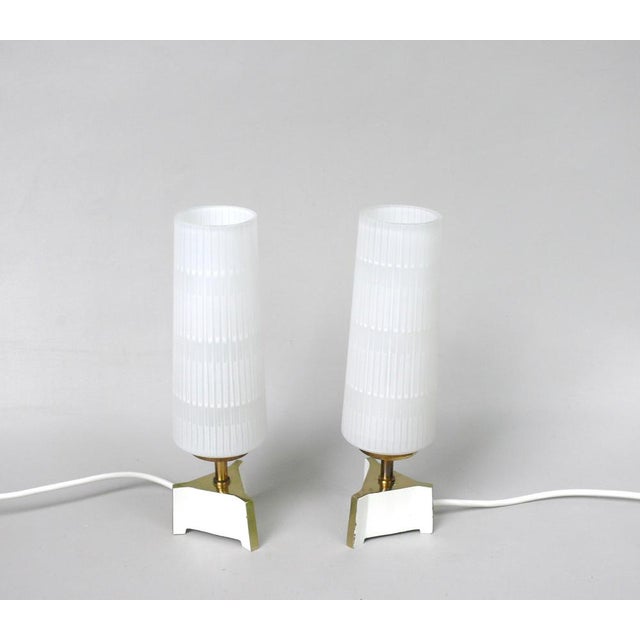 Mid-Century Modern Dainty Table Lamps in the style of the Vereinigte Werkstätten München, 1950s, Set of 2 For Sale - Image 3 of 18