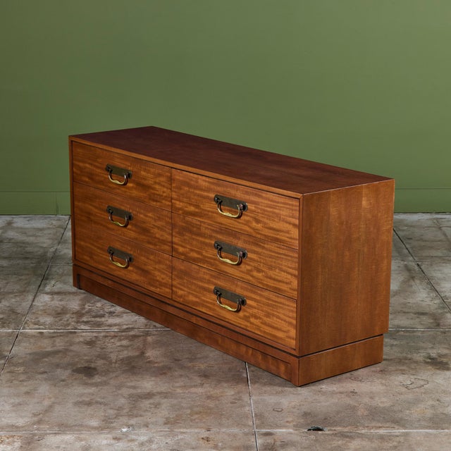Mahogany dresser for Heritage-Henredon, c.1950s, USA. The dresser features six drawers all with brass handles. The top...