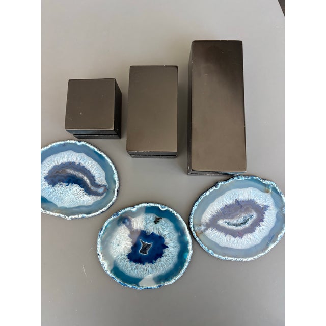 2010s Modern Brazilian Blue Agate Slices on High-Gloss Stand Pedestals - Set of 3 For Sale - Image 5 of 7