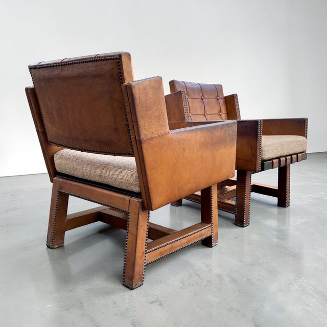 Beige Vintage French Leather Button-Back Armchairs, 1930s, Set of 2 For Sale - Image 8 of 11