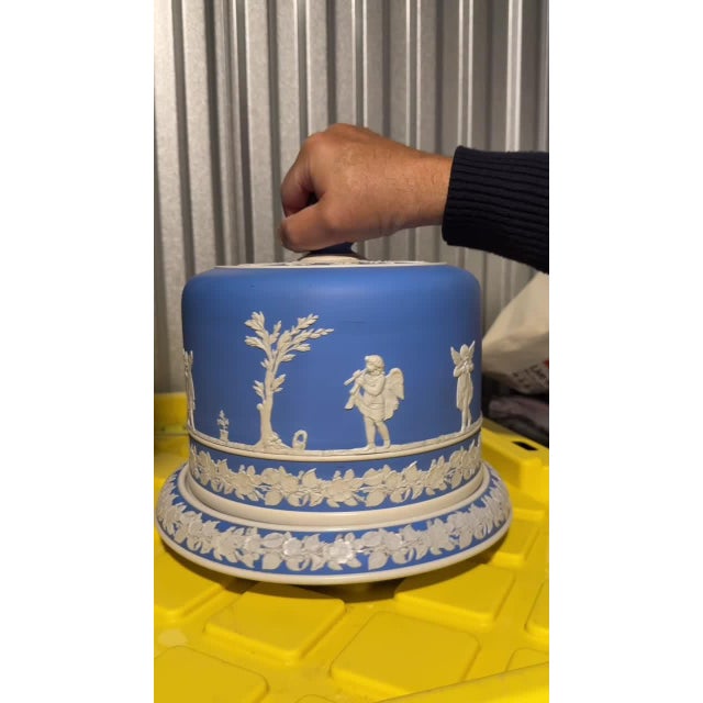 English Antique English Wedgwood Jasperware Cheese Dome & Underplate, Circa 1900 For Sale - Image 3 of 4