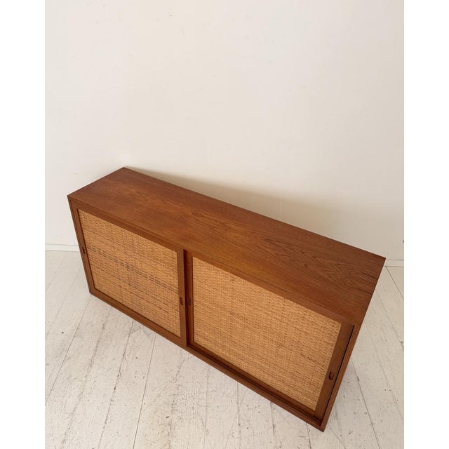 RY26 Sideboard in Teak with Woven Cane Doors by Hans J. Wegner for Ry Møbler, Denmark, 1960s For Sale - Image 11 of 17