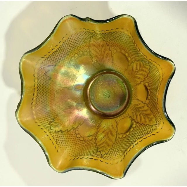 Traditional Early 20th Century Northwood Bull's Eye & Leaves Bowl For Sale - Image 3 of 8
