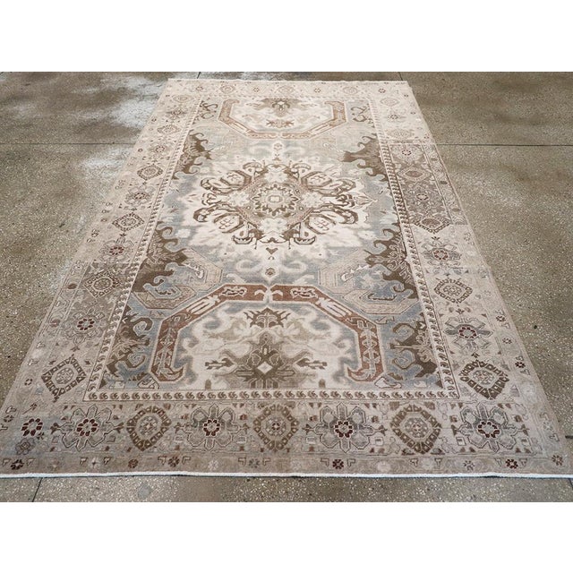 Galerie Shabab Collection Mid-20th Century Turkish Anatolian Accent Rug For Sale - Image 4 of 10