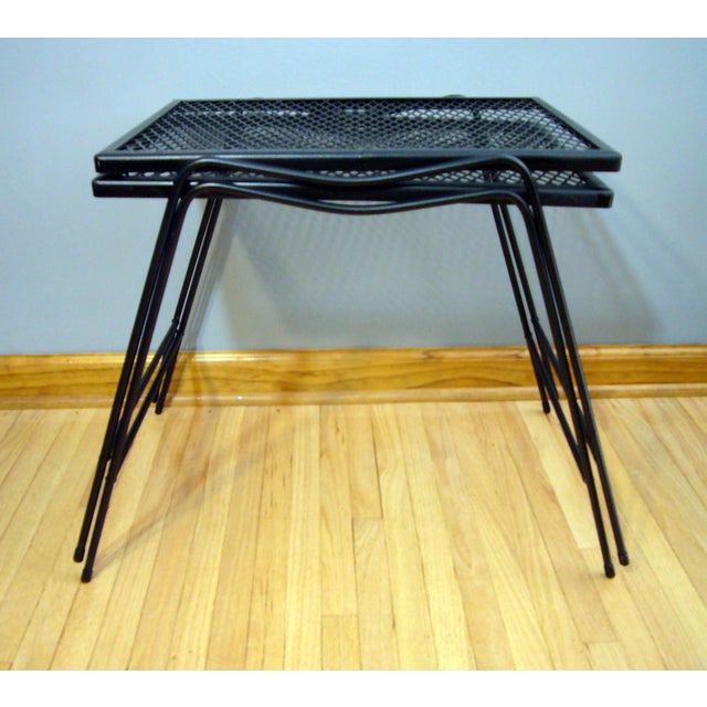 Minimalism 1990s Wrought Iron Stacking Side Garden Table in the Style of Woodard Meadowcraft - A Pair For Sale - Image 3 of 18