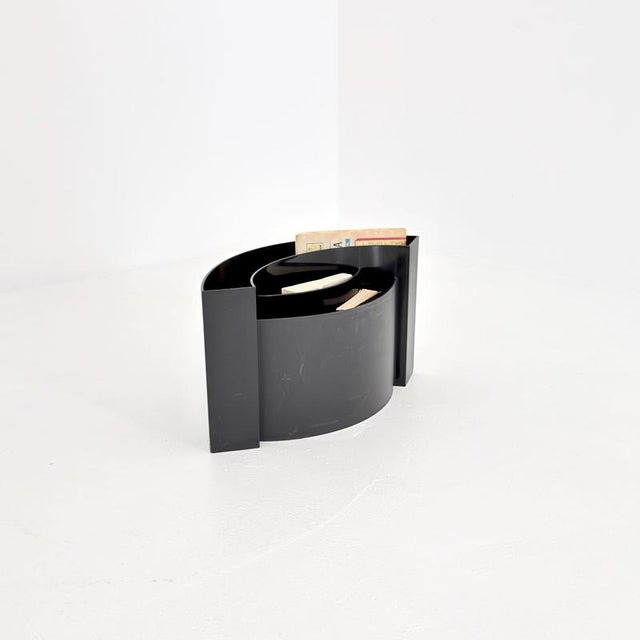 Contemporary Mid-Century Modern Space Age Wave Magazine Rack by Maier Aichen for Authentics, Italy, 1990s For Sale - Image 3 of 13