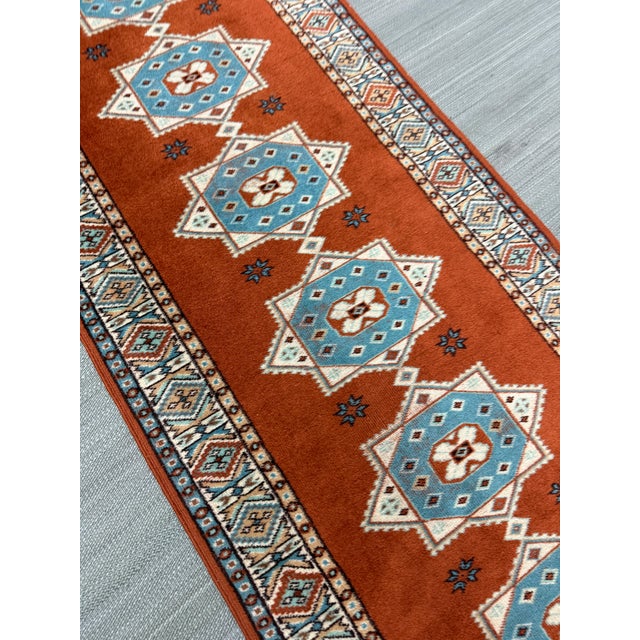 2ft 7in × 9ft Wool Runner For Sale - Image 10 of 12