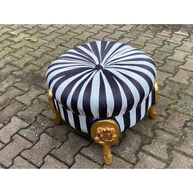 1990s French Louis XVI Gilded Ottoman Bench in Black & White Striped Velvet, Refinished For Sale - Image 9 of 10