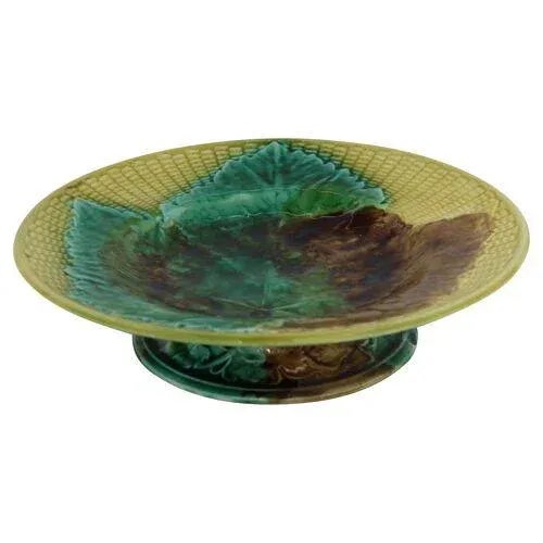 19th Century Antique English Majolica Leaf Cake Plate For Sale - Image 5 of 5