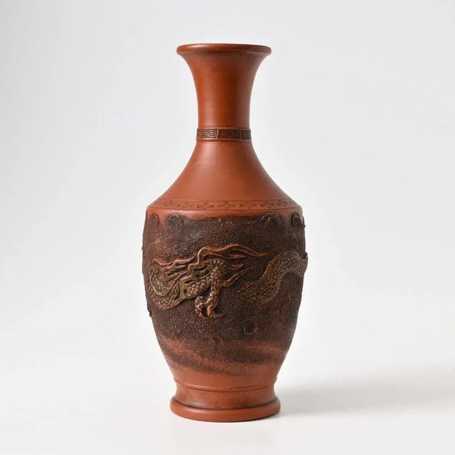 Japanese Red Clay Dragon Vase from Tokoname, 1920s, in Very Good conditions. Designed 1890 to 1919 I have official proof...