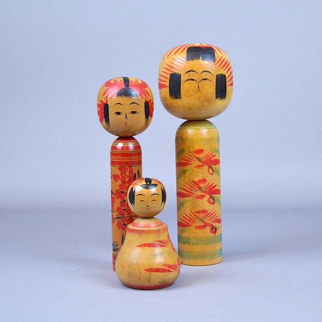 Vintage Japanese Traditional Kokeshi Dolls, 1950s, Set of 3 For Sale - Image 3 of 7