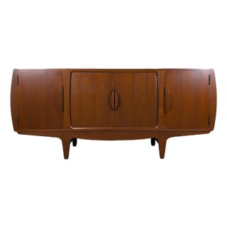 Vintage Mid Century Modern Teak Sideboard / Buffet Designed by Johannes Andersen, Attributed For Sale