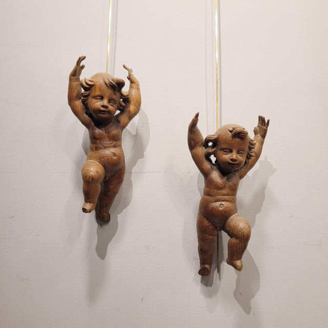 Baroque Triumphant Angels in Carved Wood, 1800s, Set of 2 For Sale - Image 3 of 18