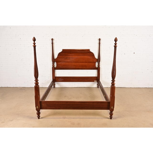 A gorgeous Georgian or Chippendale style four poster king size bed By Ethan Allen, "Regent's Park" Collection USA, Late...