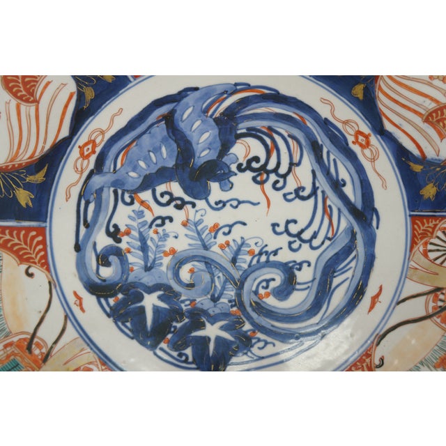 Antique Japanese Meiji Imari Porcelain Phoenix Rickshaw Platter Charger For Sale - Image 11 of 12