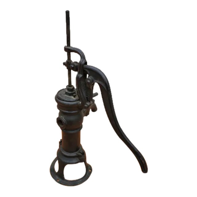 Antique American Black Cast Iron Farm Well Water Pump For Sale