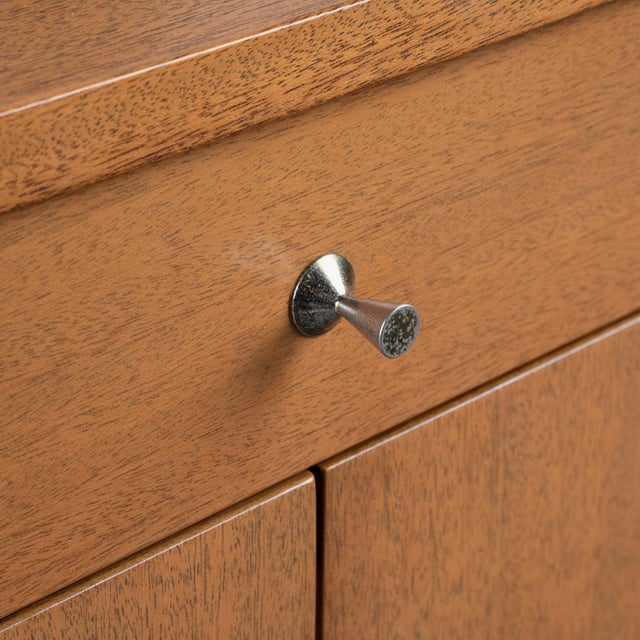 Paul McCobb for Calvin End Table Nightstands in Mahogany, Pair For Sale In New York - Image 6 of 12