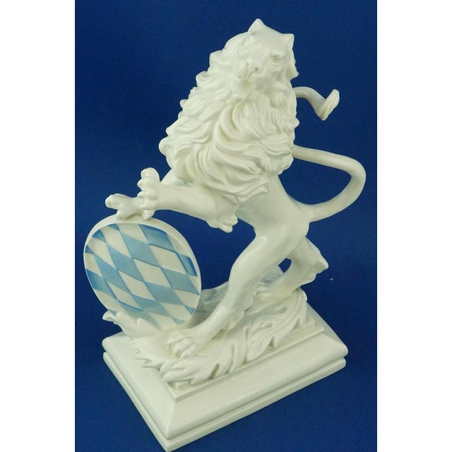 Large Porcelain Rampant Lion with Heraldic Shield by Ernest Andreas Rauch for Nymphenburg, Germany, 1900s For Sale - Image 14 of 18