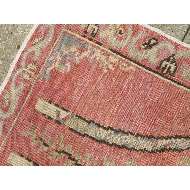 Mid 20th Century Galerie Shabab Collection Mid-20th Century Turkish Oushak Throw Rug For Sale - Image 5 of 6