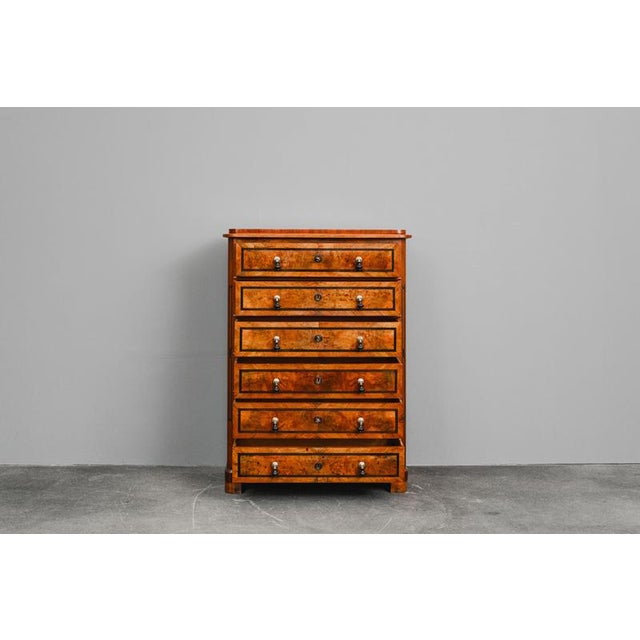 Mid-19th Century Biedermeier Chiffonier in Walnut For Sale - Image 3 of 17