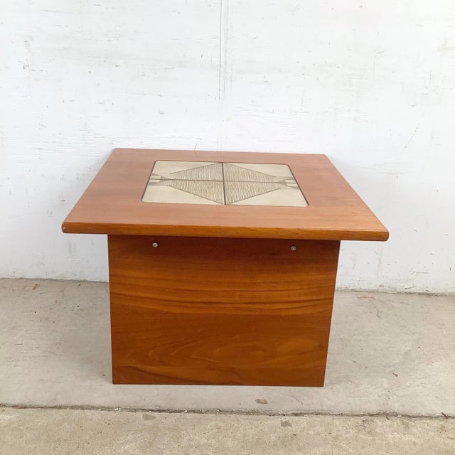 Danish Modern Teak Side Table With Geometric Tile Inset, 1960s–1970s For Sale In Philadelphia - Image 6 of 18