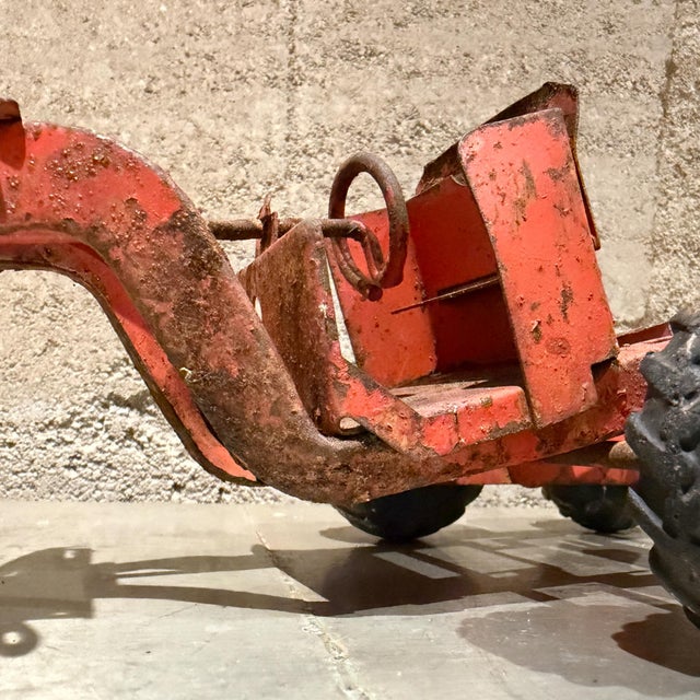 Vintage 1940s–1950s Structo Pressed Steel Orange Road Grader Toy For Sale - Image 4 of 12