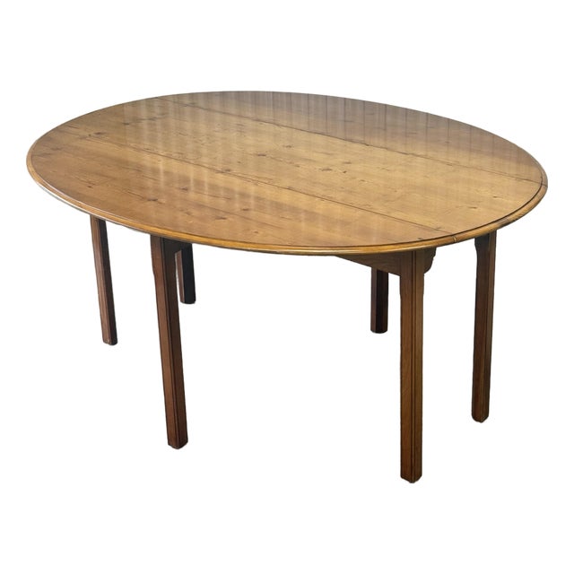 Vintage Wright Table Company English Gateleg Yew Wood Drop Leaf Dining Table For Sale