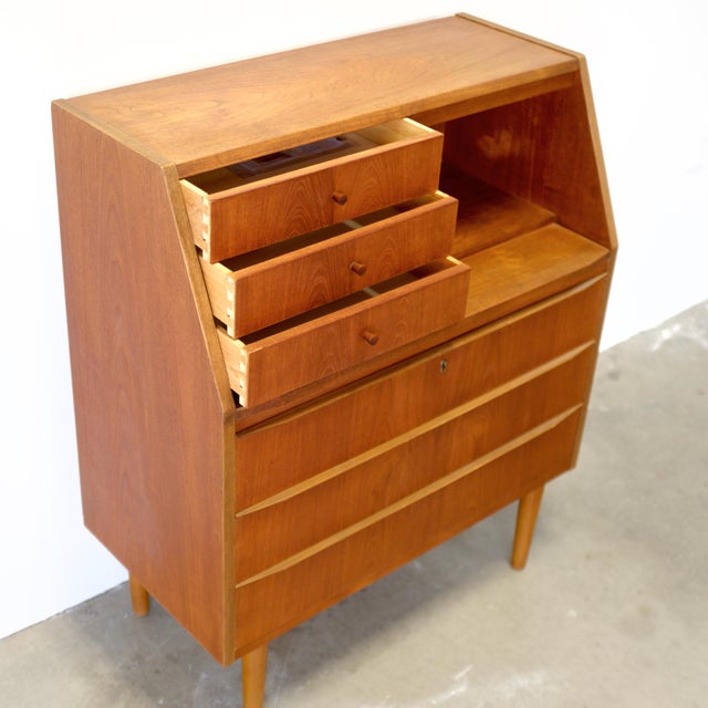 1950s Danish Teak Secretary Desk With Hidden Vanity & Mirror For Sale - Image 11 of 11