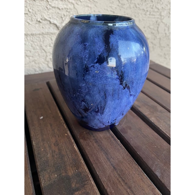 1930s Antique Brush McCoy Cobalt Blue Onyx Art Pottery Drip Glazed Vases 6" - Pair For Sale - Image 5 of 6