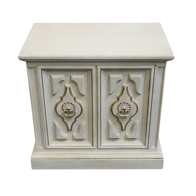 Hollywood Regency Unique Furniture Italian Mediterranean Style Hollywood Regency 26" Cabinet Nightstand 7117 - Dorado White Finish For Sale - Image 3 of 13