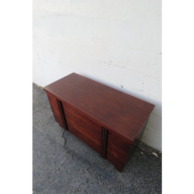 Mid 20th Century Lane Cedar Chest Blanket Trunk Window Bench With a Drawer For Sale - Image 11 of 12