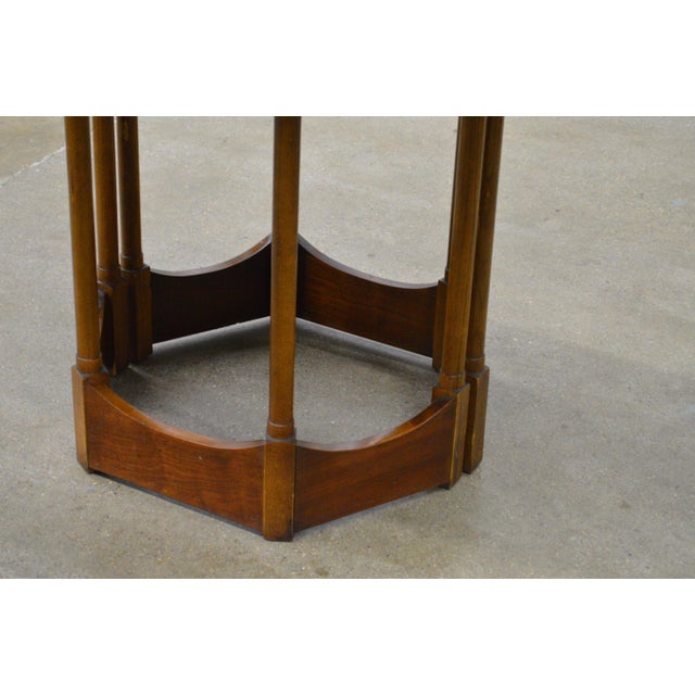 Warren Church Style Octagonal Dining Table W/Extension Leaf For Sale In Cincinnati - Image 6 of 11