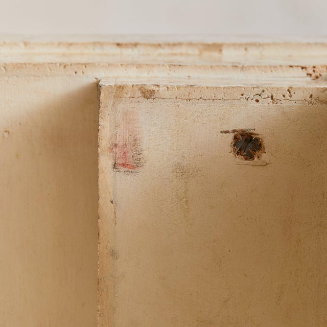 Modern Italian Travertine Veneer Coffee Table with Brass Inlay, 1970s For Sale - Image 3 of 11
