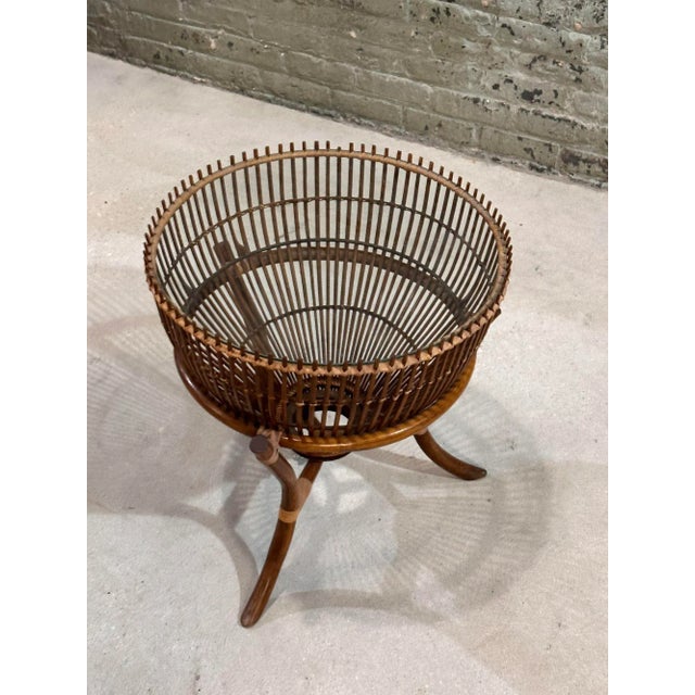 1960s Style of Franco Albini Rattan Fishing Basket Side/End Table, 1960 For Sale - Image 5 of 7