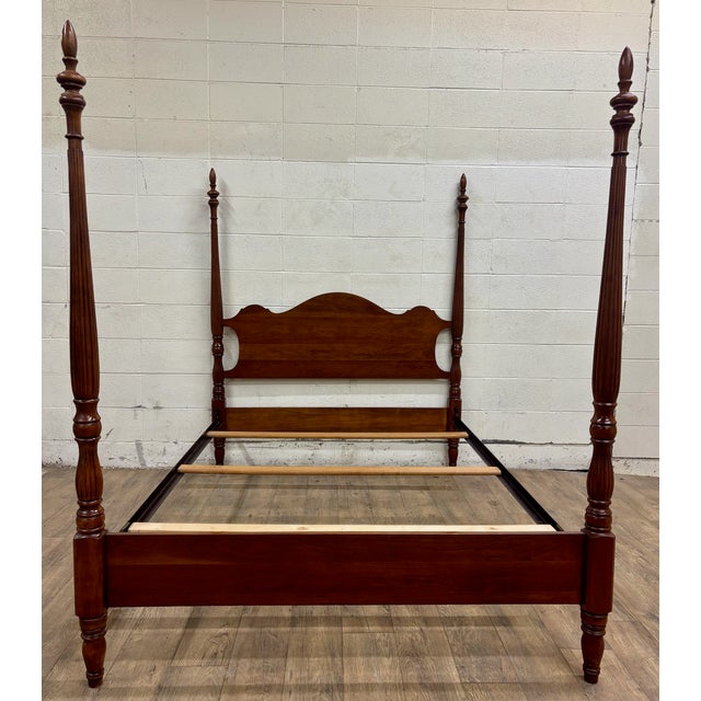 American Vintage Statton Trutype Americana Full Size Chippendale Low Poster Bed For Sale - Image 3 of 11