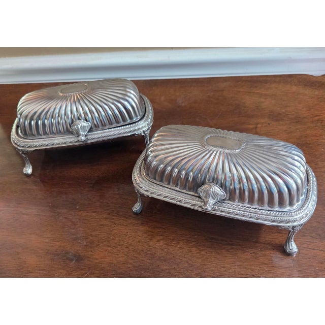 Mid 20th Century Vintage Silver Plated Domed Scalloped Butter Dish For Sale - Image 5 of 12