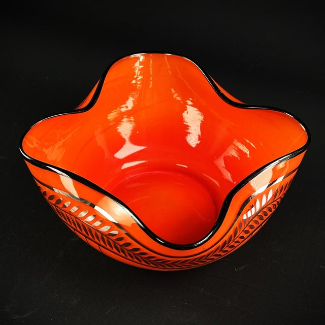 Art Nouveau Glass Bowl by Michael Powolny for Loetz, 1890s For Sale - Image 4 of 9