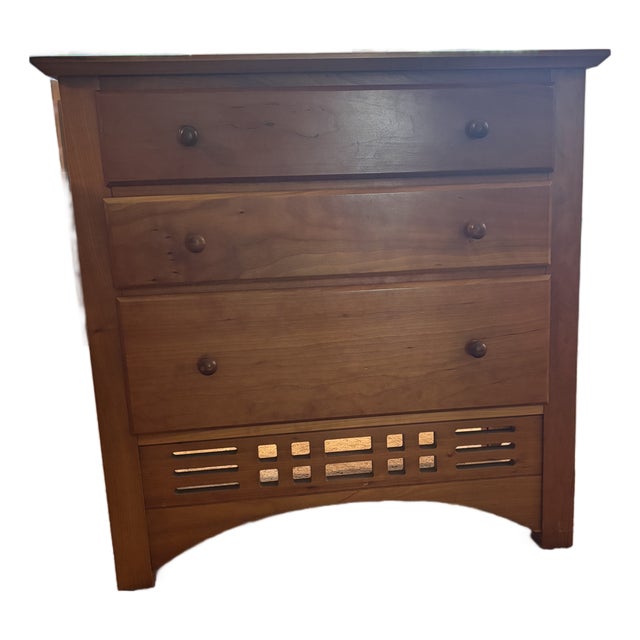 Vintage Harden Solid Cherry Three-Drawer Chest For Sale