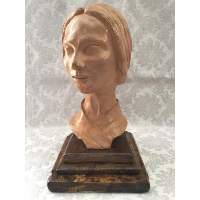 Beige Statue Sculpture in Raw Earth of Woman, 1980s For Sale - Image 8 of 11