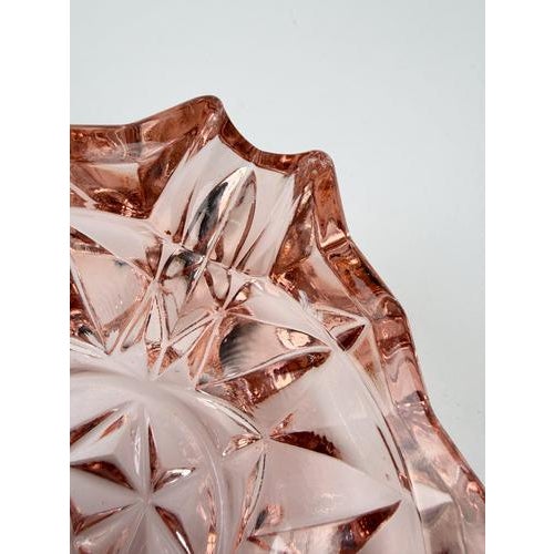 Vintage French Peach-Pink Diamond-Cut Glass Ashtray, 1950s For Sale - Image 13 of 18