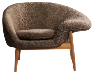 Fried Egg Right Lounge Chair by Warm Nordic