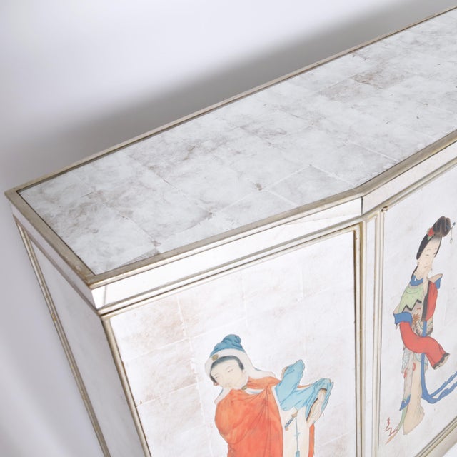 Early 20th Century Vintage Italian Chinoiserie Eglomise Mirrored Cabinet, Sideboard or Bar For Sale - Image 5 of 12