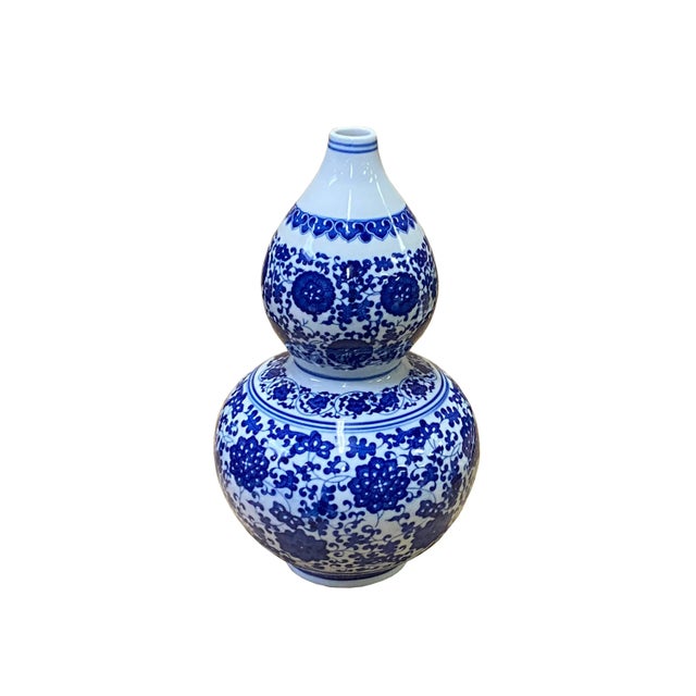 Chinese Chinese Oriental Blue White Gourd Porcelain Flower Graphic Vase For Sale - Image 3 of 6