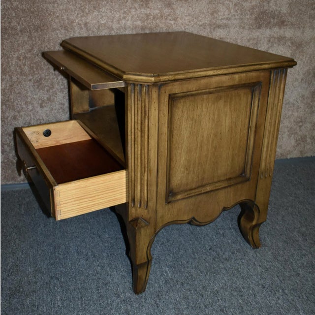 John Stuart Wood Nightstand Accent End Table French Provincial Pull Out Drawer For Sale - Image 9 of 13