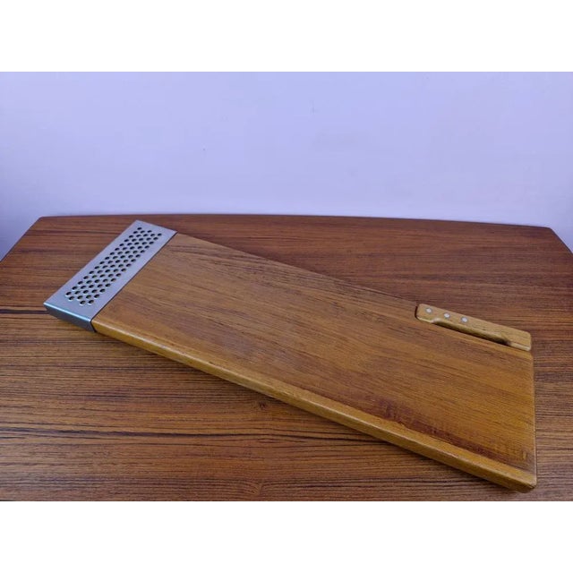 Teak Cutting Board with Built-in Knife by Richard Nissen for Bodum, 1980s For Sale - Image 3 of 10