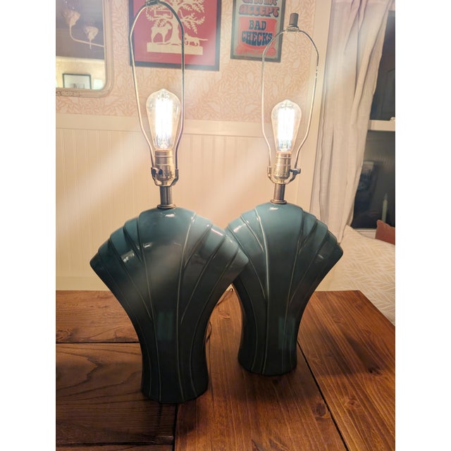 Mid-Century Modern 1960s Art Deco Teal Ceramic Lamp Set - a Pair For Sale - Image 3 of 5