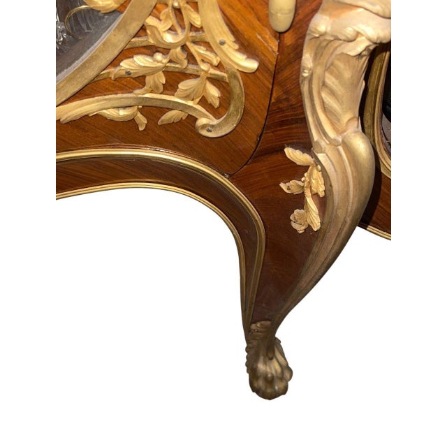 Spectacular Early 20th Century French Louis XV Style Vitrine Signed by F. Linke For Sale - Image 13 of 15