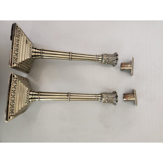 Late-Georgian Silverplated English Candlesticks Pair by Hawsworth, Eyre & Co. Sheffield For Sale - Image 11 of 13